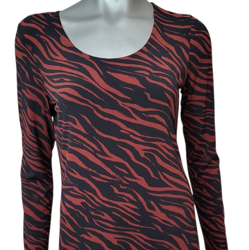 107. Joseph Ribkoff Black and Brown Animal Print Long Sleeve Stretchy Top- Sz 8